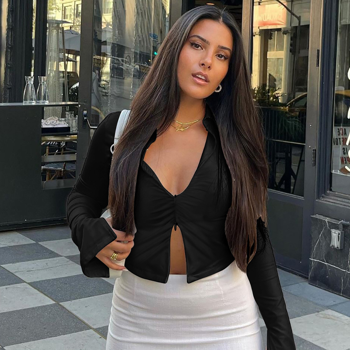 2024 autumn new chic comfort oriented women's fashion navel baring slim fit zipper lapel long sleeved t shirt tops short length 2024 autumn new chic comfort oriented women's fashion navel baring slim fit zipper lapel long sleeved t shirt tops short length